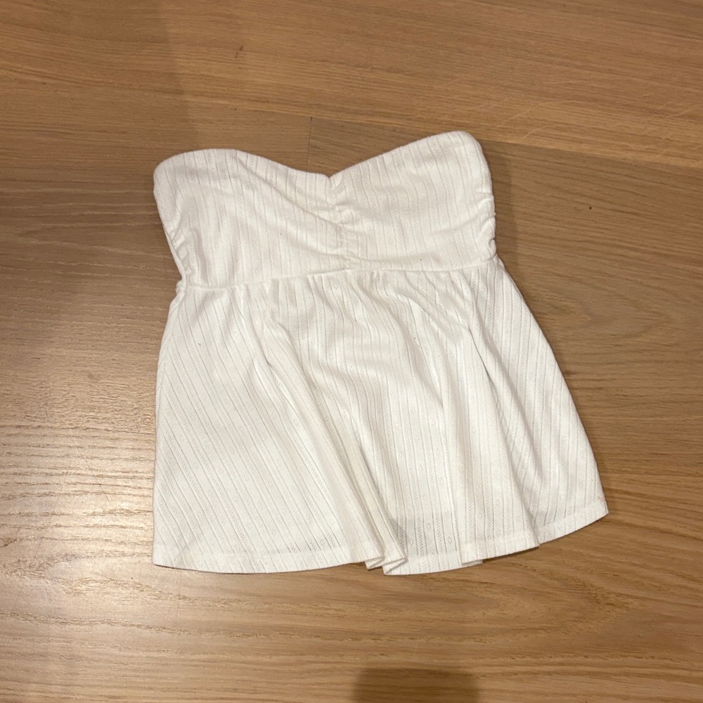 Hollister White Strapless Ribbed Bustier Top